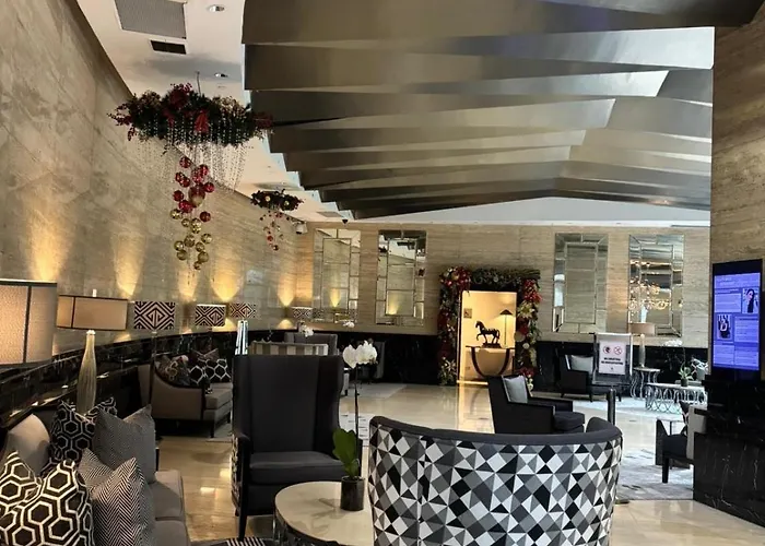 Apartment Prime Location Walk To Nightlife! The Gramercy Manila