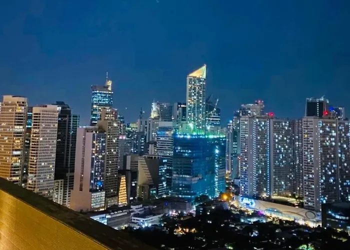 Prime Location Walk To Nightlife! The Gramercy *